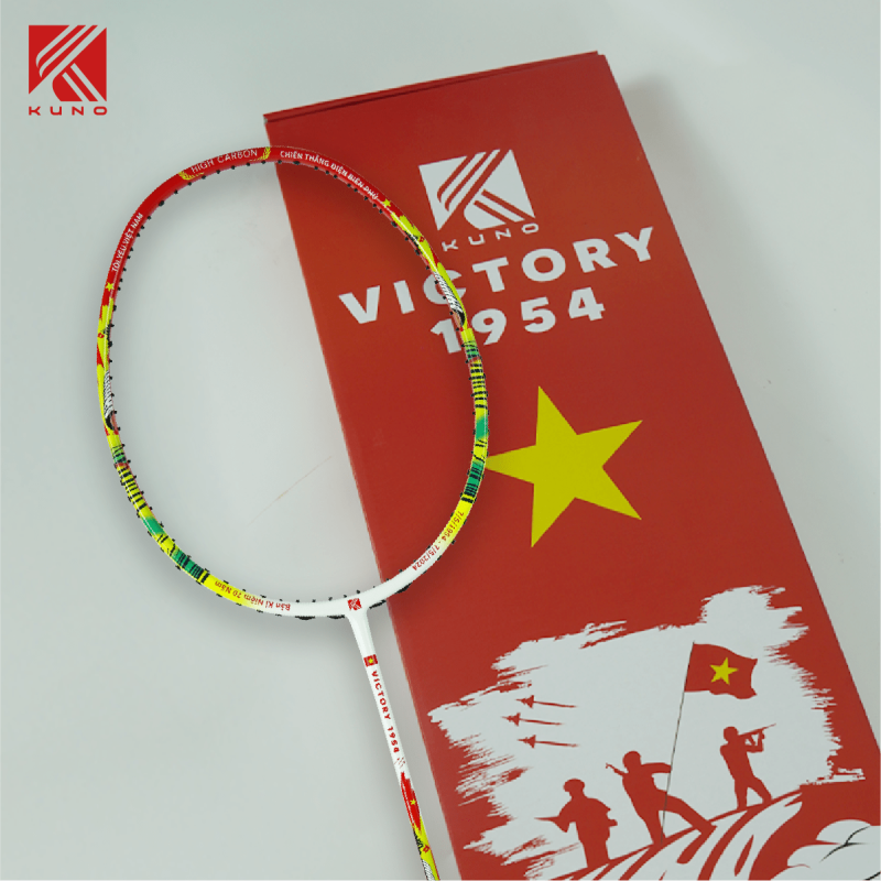 Vợt cầu lông KUNO VICTORY 1954 cây vợt thiên công, phiên bản kỷ niệm, lấy ý tưởng từ chiến thắng Điện Biên Phủ lừng lẫy năm châu chấn động địa cầu