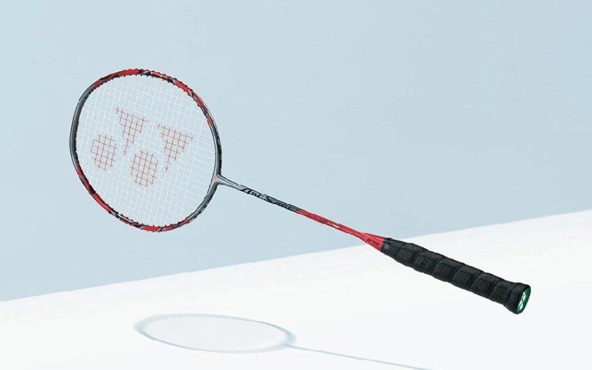 Vợt phòng thủ Yonex Arcsaber 11 Pro, điểm cân bằng thấp, khả năng kiểm soát chính xác