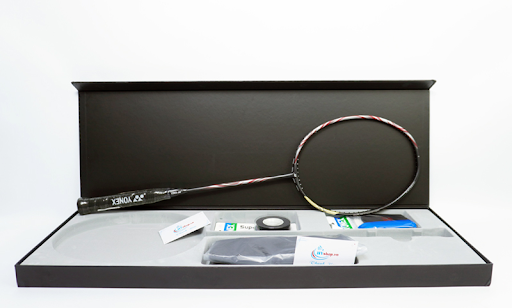 Yonex Astrox SV Limited – Mạnh mẽ, đẳng cấp